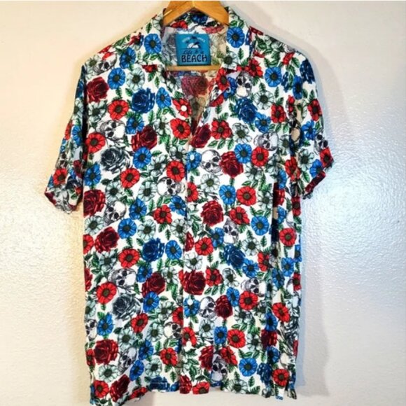 Life is a Beach Good Vibes Skull and Roses Men’s Short Sleeve Button Down Shirt - Picture 1 of 5